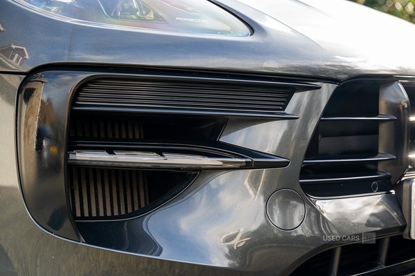 Used Porsche Macan 2020 for sale - 77893290: Photo 33