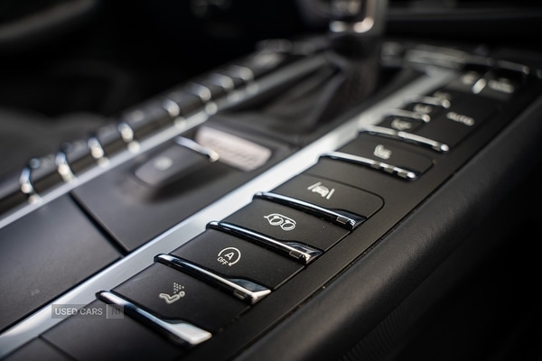 Used Porsche Macan 2020 for sale - 77893290: Photo 73