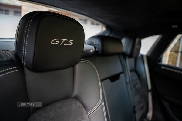 Used Porsche Macan 2020 for sale - 77893290: Photo 95