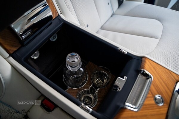 Used Rolls-Royce Cullinan 2022 for sale - 76899809: Photo 61