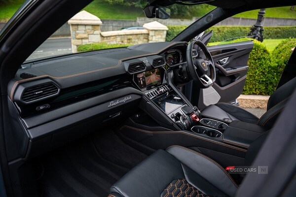 Used Lamborghini Urus 2021 for sale - 76271040: Photo 65
