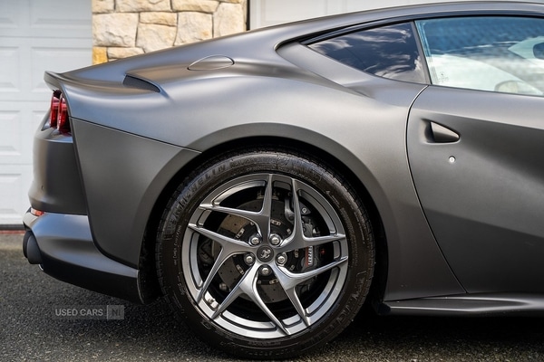 Used Ferrari 812 Superfast 2019 for sale - 78059174: Photo 8