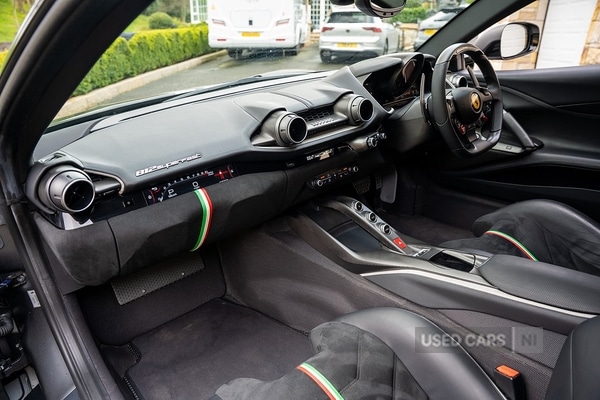 Used Ferrari 812 Superfast 2019 for sale - 78059174: Photo 86