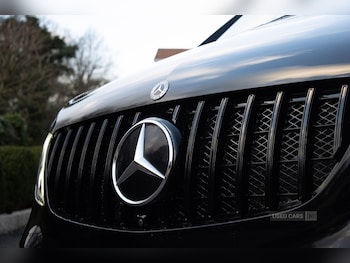 Used Mercedes-Benz V-Class 2019 for sale - 77479845: Photo