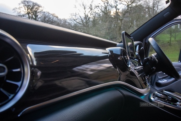 Used Mercedes-Benz V-Class 2019 for sale - 77479845: Photo 32