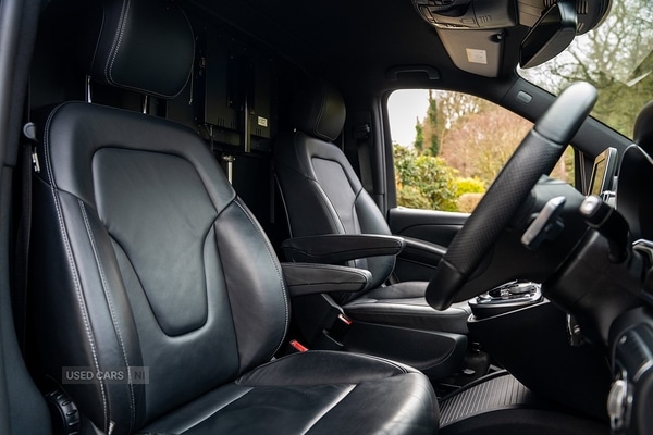 Used Mercedes-Benz V-Class 2019 for sale - 77479845: Photo 41