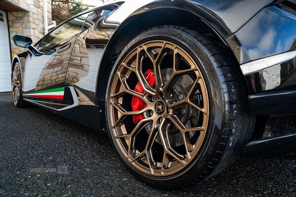 Used Lamborghini Huracan 2018 for sale - 77785166: Photo 16