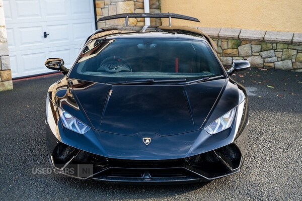 Used Lamborghini Huracan 2018 for sale - 77785166: Photo 32
