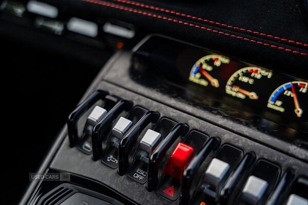 Used Lamborghini Huracan 2018 for sale - 77785166: Photo 60