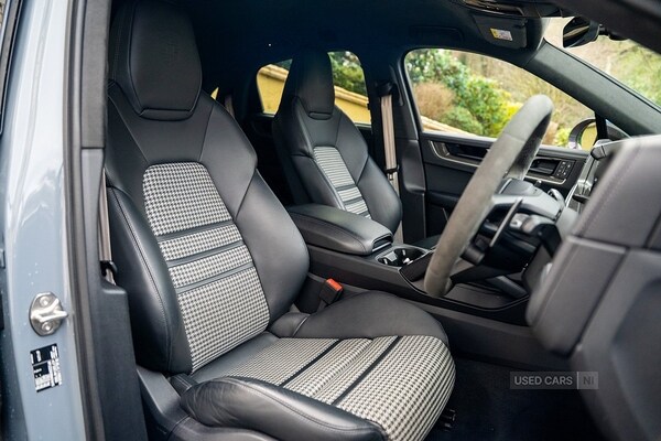 Used Porsche Cayenne for sale - 78102031: Photo 39