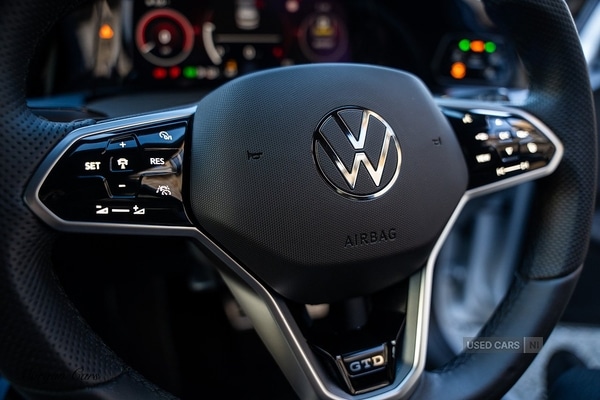 Used Volkswagen Golf 2024 for sale - 77132139: Photo 31