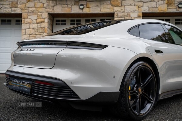 Used Porsche Taycan 2023 for sale - 78205718: Photo 15