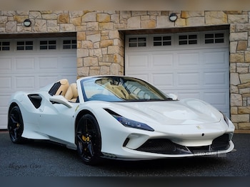 Used Ferrari F8 Spider 2021 for sale - 77121087: Photo