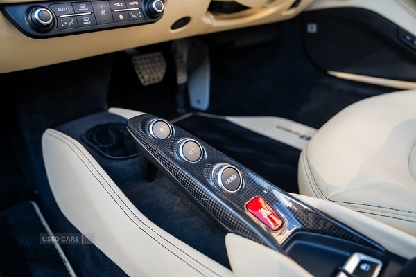 Used Ferrari F8 Spider 2021 for sale - 77121087: Photo 60