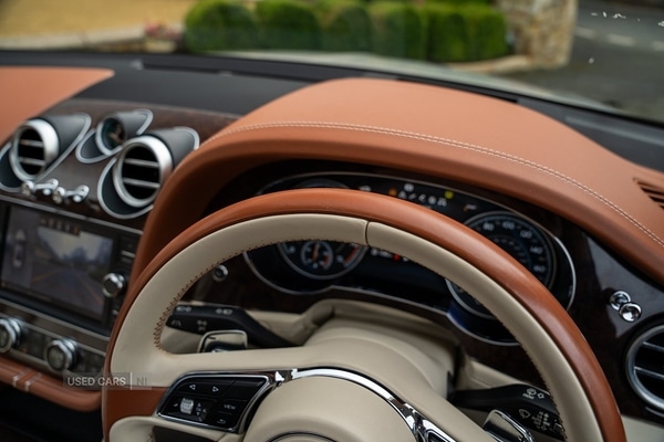 Used Bentley Bentayga 2016 for sale - 78048492: Photo 100