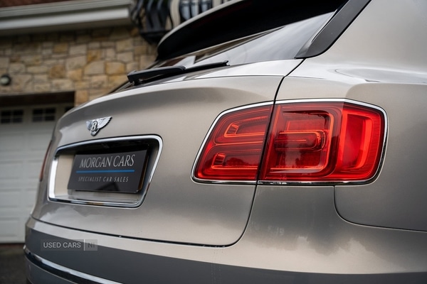 Used Bentley Bentayga 2016 for sale - 78048492: Photo 16