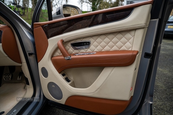 Used Bentley Bentayga 2016 for sale - 78048492: Photo 50