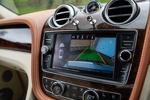 Used Bentley Bentayga 2016 for sale - 78048492: Photo 90