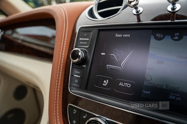 Used Bentley Bentayga 2016 for sale - 78048492: Photo 95