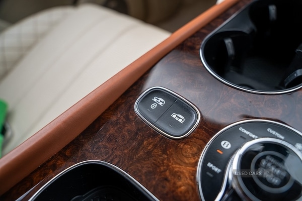 Used Bentley Bentayga 2016 for sale - 78048492: Photo 97