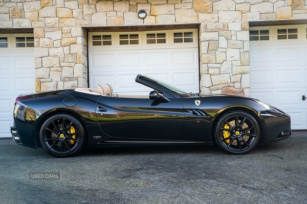 Used Ferrari California 2010 for sale - 78087523: Photo 3