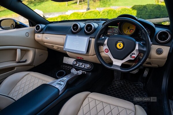 Used Ferrari California 2010 for sale - 78087523: Photo 44