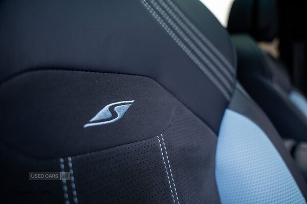 Used Bentley Bentayga 2021 for sale - 76743670: Photo 49