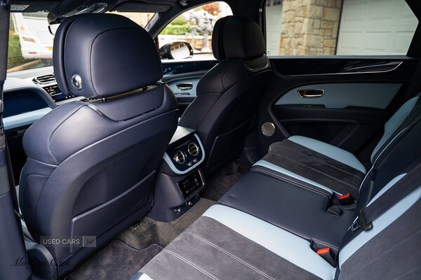 Used Bentley Bentayga 2021 for sale - 76743670: Photo 77