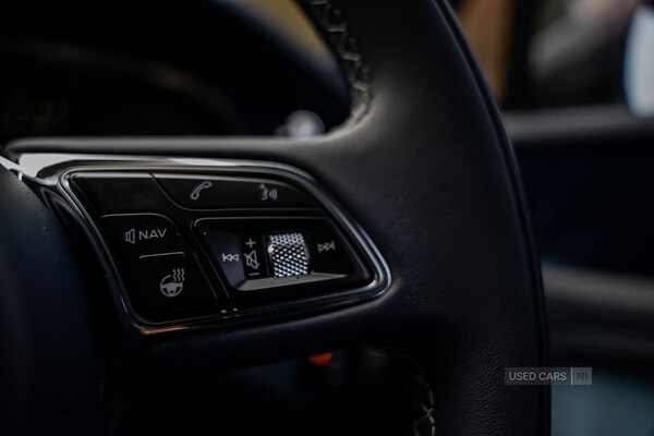 Used Bentley Bentayga 2021 for sale - 76743670: Photo 90