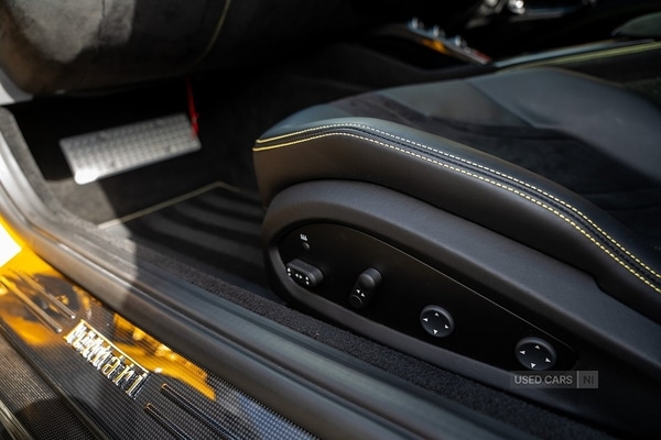 Used Ferrari 812 Superfast 2018 for sale - 78035614: Photo 85