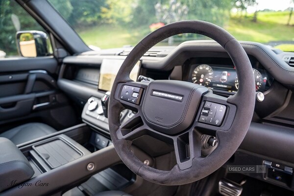 Used Land Rover Defender 2022 for sale - 75659429: Photo 47
