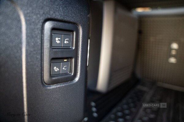 Used Land Rover Defender 2022 for sale - 75659429: Photo 79