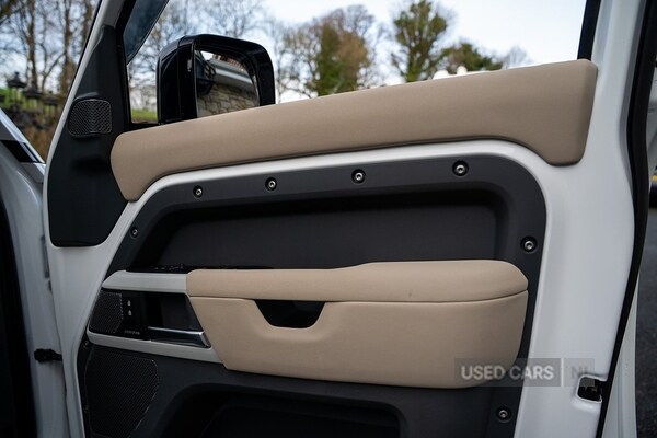 Used Land Rover Defender 2022 for sale - 77587571: Photo 54