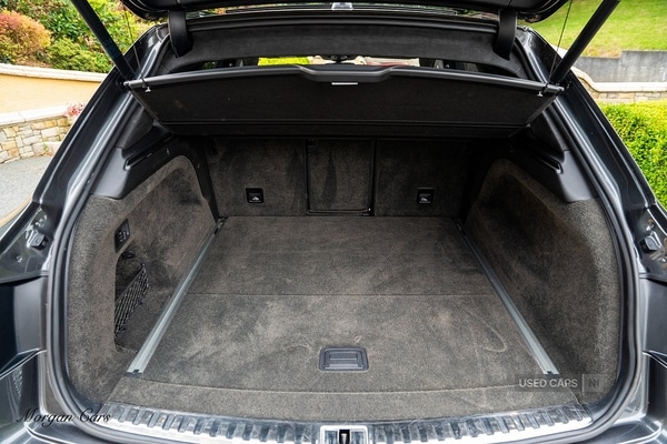 Used Bentley Bentayga 2019 for sale - 77978607: Photo 89