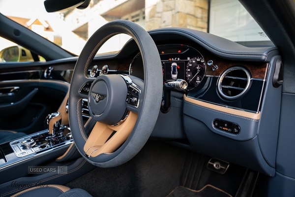 Used Bentley Flying Spur 2023 for sale - 76899807: Photo 49