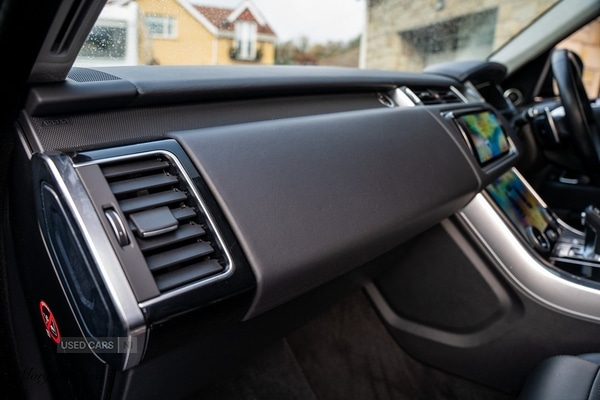 Used Land Rover Range Rover Sport 2018 for sale - 76659474: Photo 48