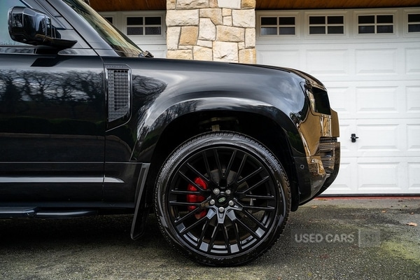 Used Land Rover Defender 2025 for sale - 77684861: Photo 5