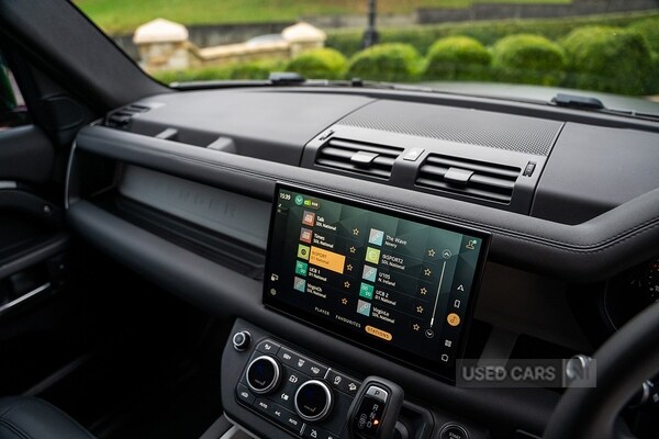 Used Land Rover Defender 2025 for sale - 77684861: Photo 61