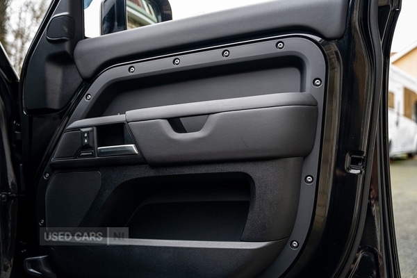 Used Land Rover Defender 2025 for sale - 77684861: Photo 63