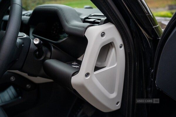 Used Land Rover Defender 2025 for sale - 77684861: Photo 66