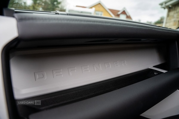 Used Land Rover Defender 2025 for sale - 77684861: Photo 74