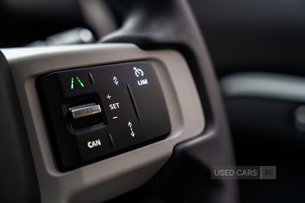 Used Land Rover Defender 2025 for sale - 77684861: Photo 81