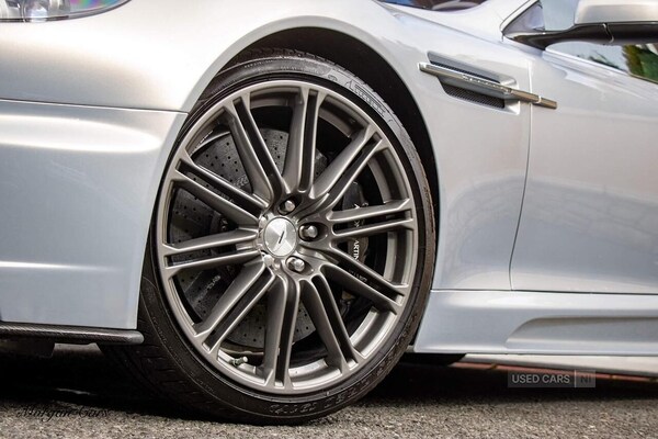 Used Aston Martin DBS 2009 for sale - 72983934: Photo 24
