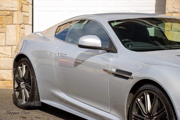 Used Aston Martin DBS 2009 for sale - 72983934: Photo 2