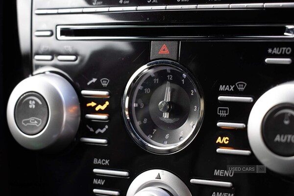 Used Aston Martin DBS 2009 for sale - 72983934: Photo 35