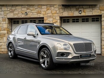 Used Bentley Bentayga 2016 for sale - 78637359: Photo