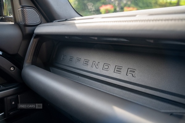 Used Land Rover Defender 2022 for sale - 77132394: Photo 50