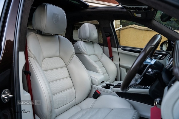 Used Porsche Macan 2016 for sale - 76446952: Photo 44