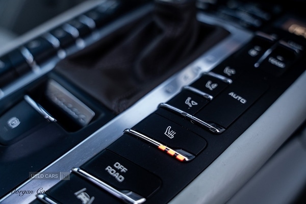 Used Porsche Macan 2016 for sale - 76446952: Photo 60