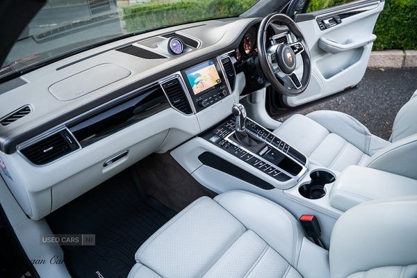 Used Porsche Macan 2016 for sale - 76446952: Photo 64